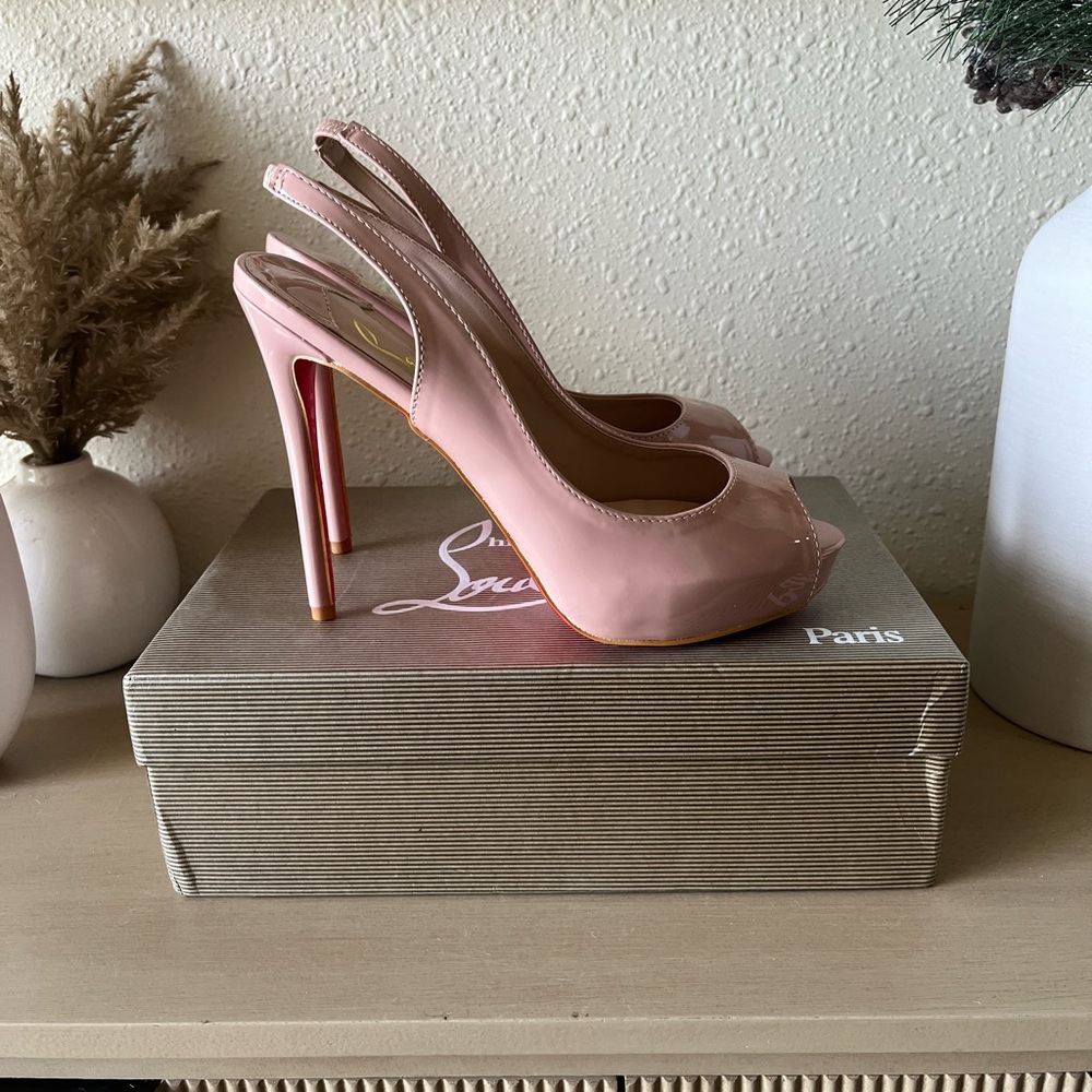 Elegant Pink Slingback Heels